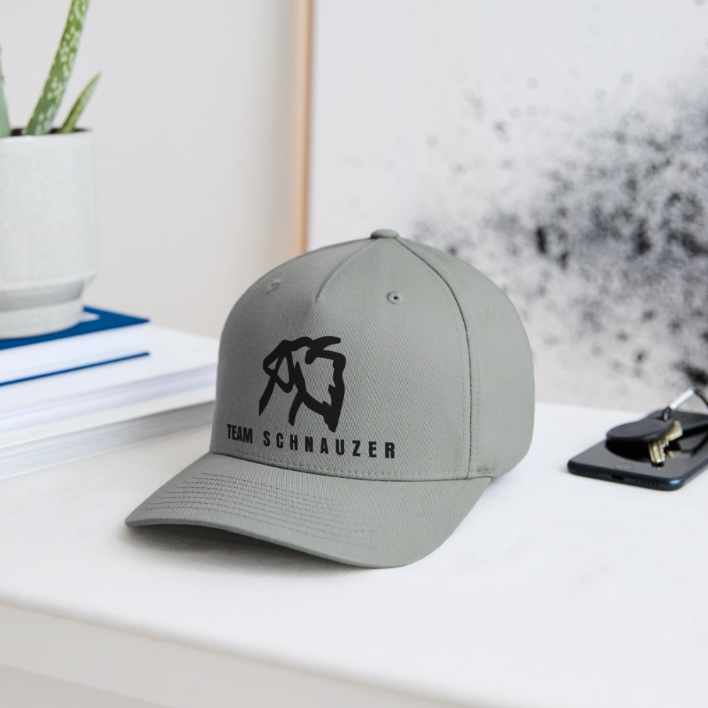 Team Schnauzer Cap – Flexfit Basecap mit Statement Schwarz